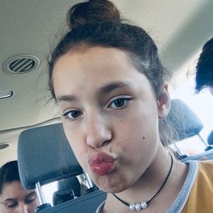 Meet your Posher, Molly